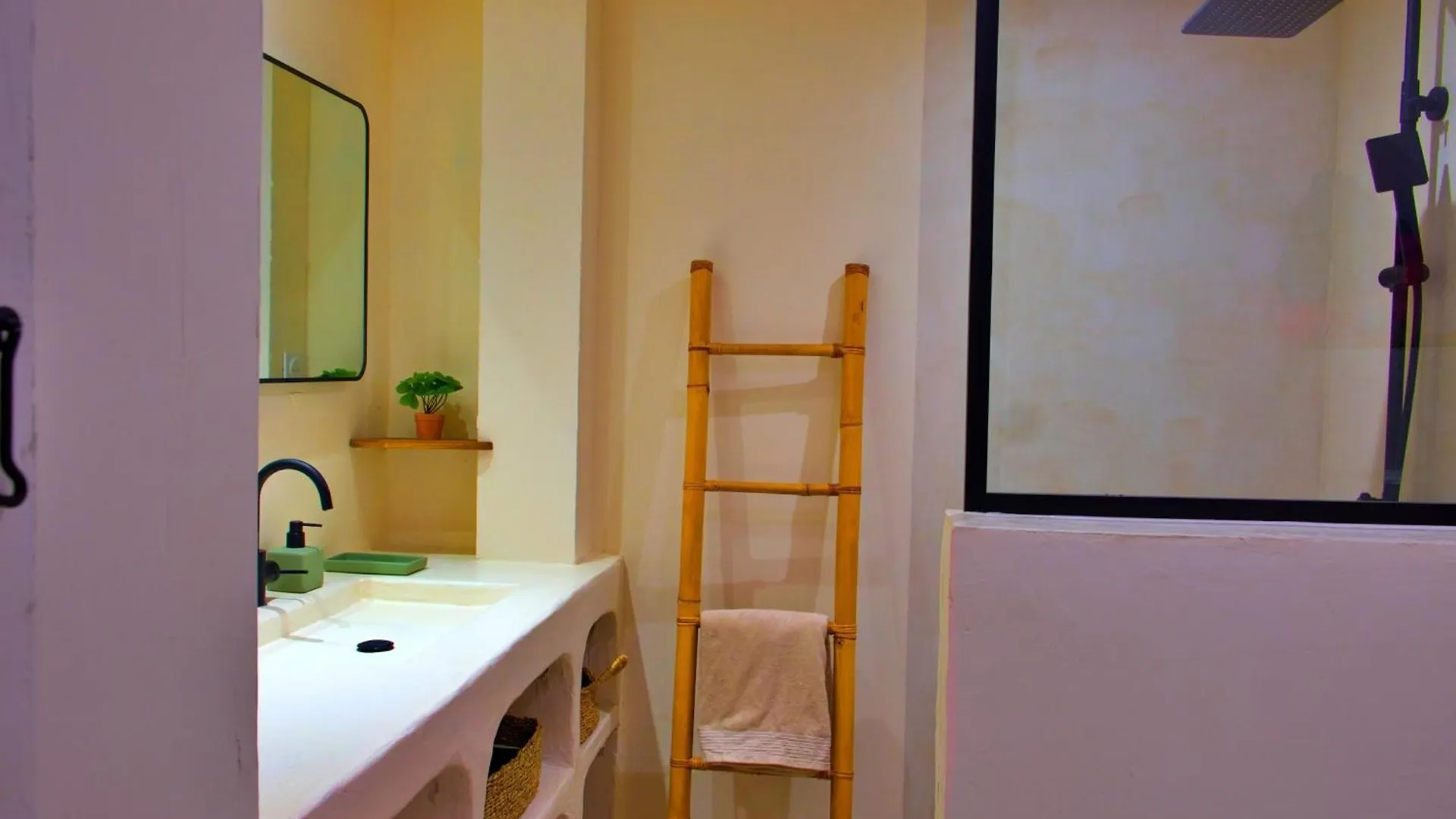 Spacious T3 With Wifi In The Heart Of Tolosa Francia